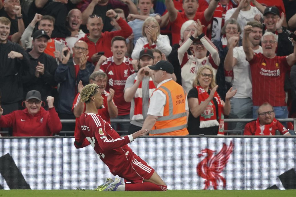 红军有惊无险响首炮  蹉跎一年基耶萨打进关键球  