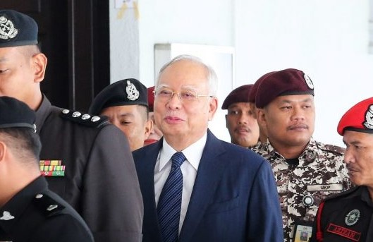 纳吉居家服刑附录令真伪影响大 法官:须审理查明