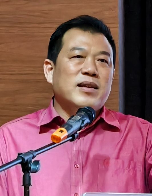 罗思义:霹政府支持翻新法 霹经济民生旅游三赢