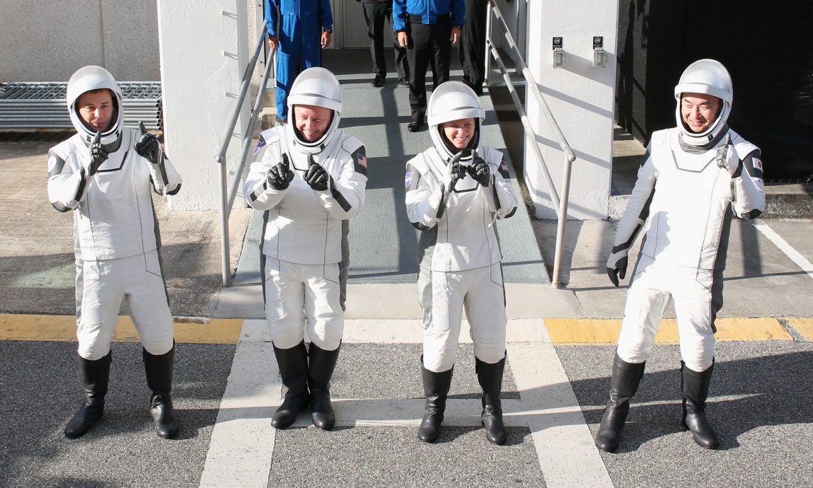 美俄日太空人乘Space X 龙飞船赴国际太空站 将模拟登月