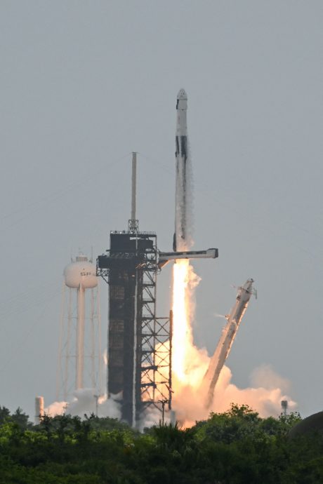 美俄日太空人乘Space X 龙飞船赴国际太空站 将模拟登月