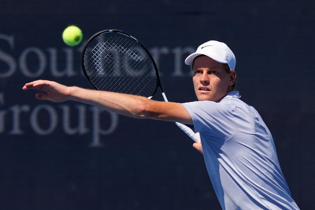 美国网球公开赛| 身体仍不适退出混双赛  辛纳保证将出战男单