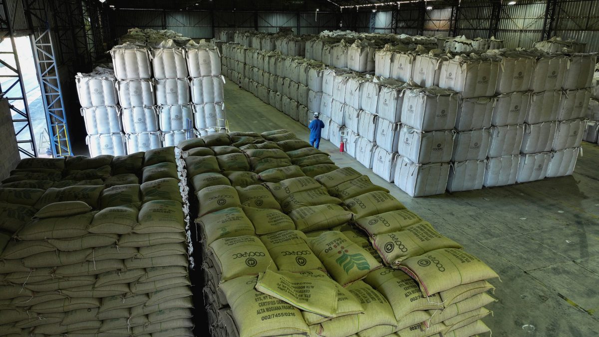  美对巴西课征50%关税 中国批准183家巴西咖啡商进口