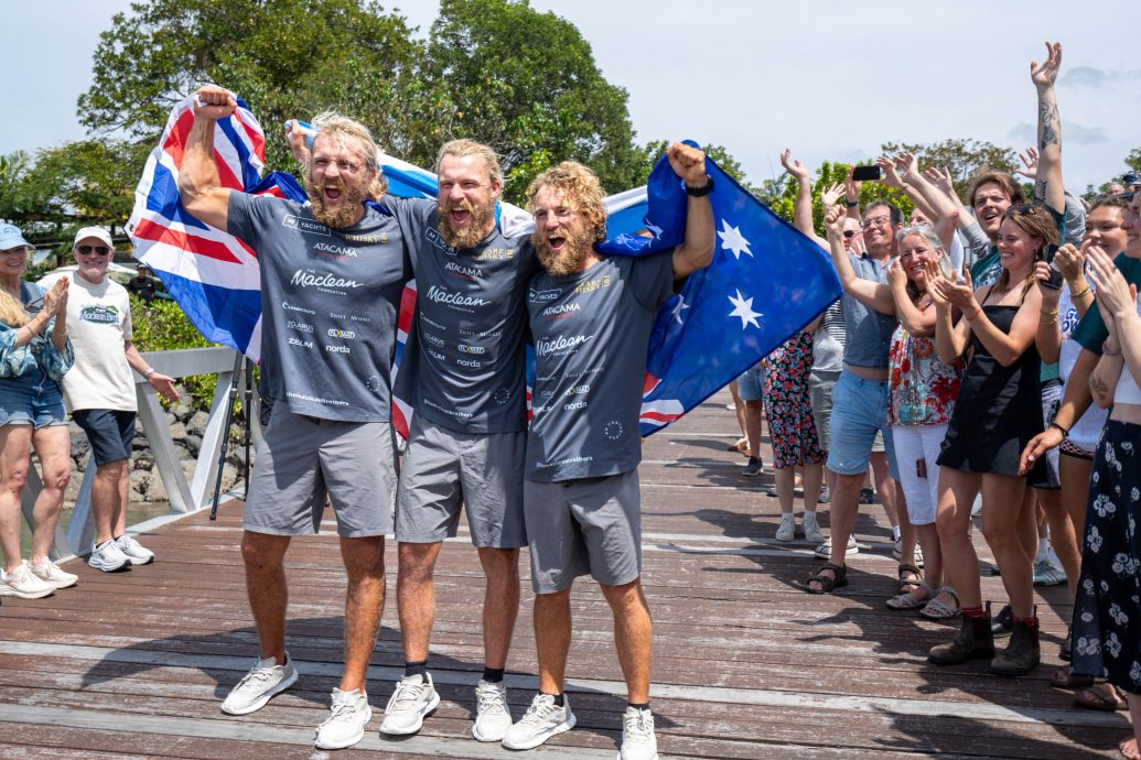 苏格兰3兄弟创新猷 139天徒手划船横渡太平洋