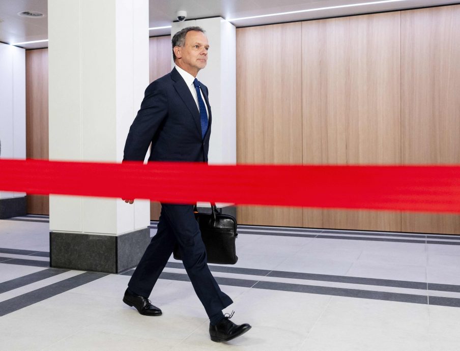 荷兰政府新社会契约党大臣集体辞职 内阁裂痕加剧