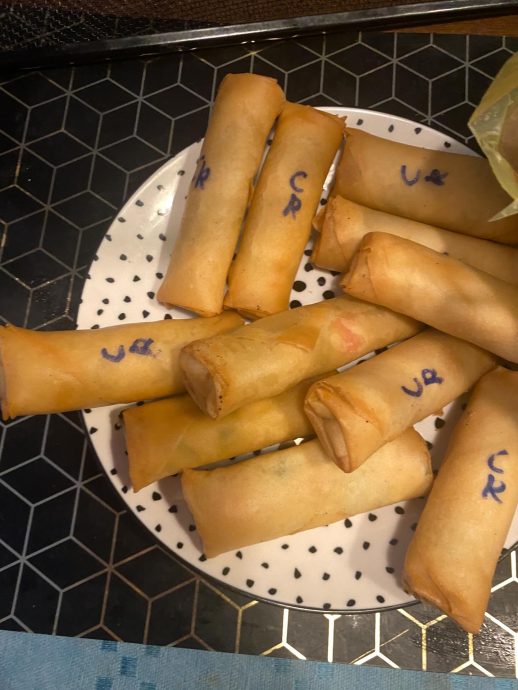 薄饼出现“CR”标签字母 “马克笔写的可以吃吗?”