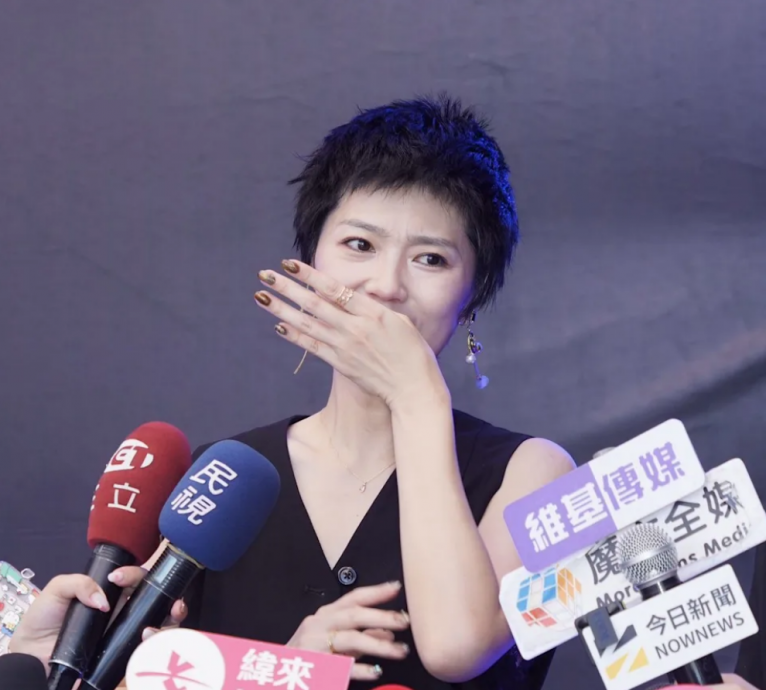 被狂粉骚扰长期处惊恐状态 曹雅雯亲证患PTSD