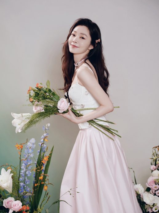 被问与白敬亭何时结婚 宋轶拒回应还删贴文