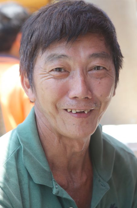 西瓜蜜瓜丰收跌价 菜市持续低迷