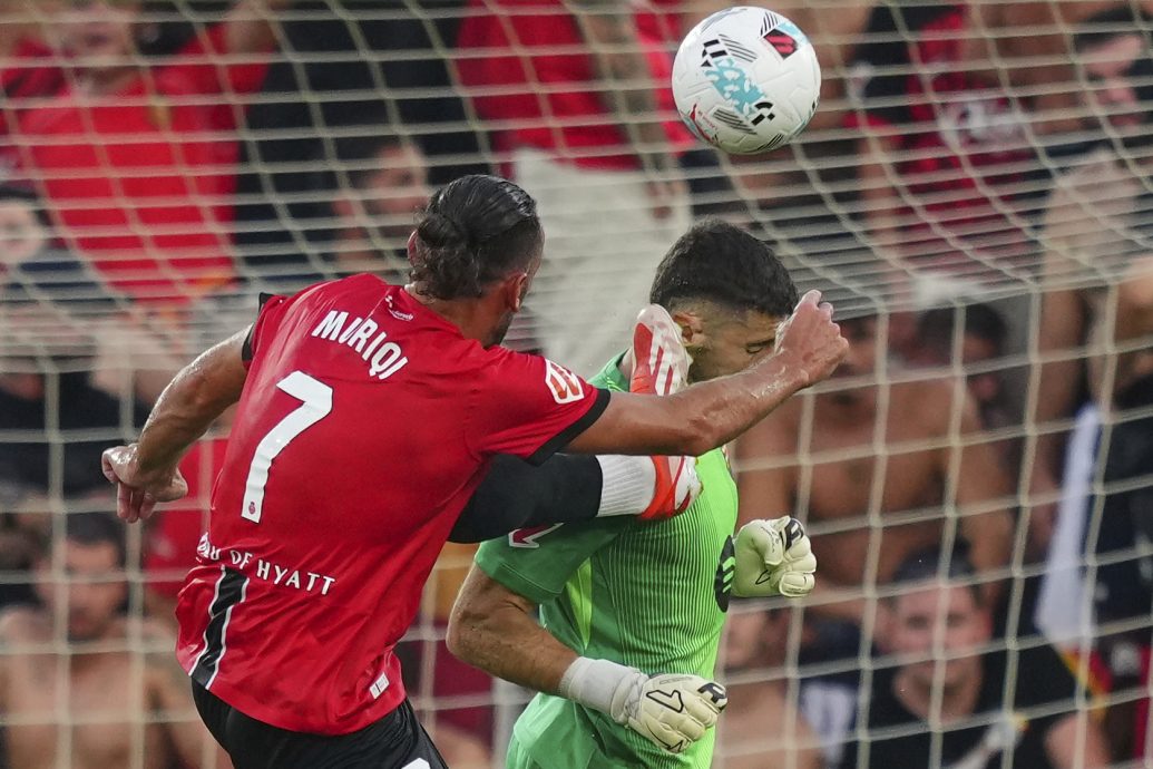 西甲：“新10号”亚马尔传射建功  巴塞首战大胜9人马罗卡