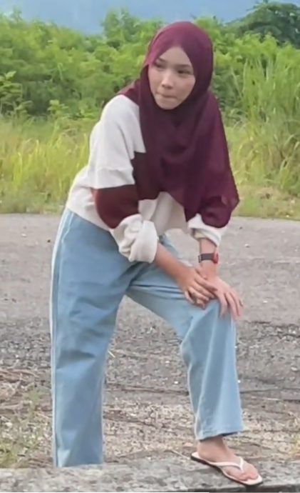 视频|“沟渠恐惧症”？女生不敢过水沟意外引共鸣