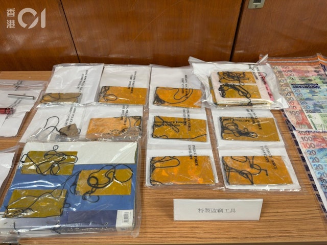 视频|“胶片+强力胶”偷清真寺善款 中国籍男子在港落网