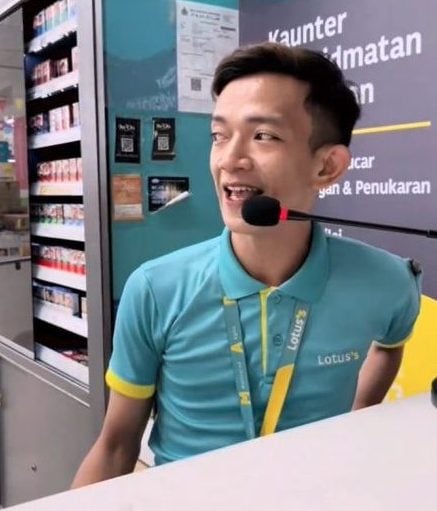 视频|用6种语言播报打烊时间 超市男员工语言天分引赞叹