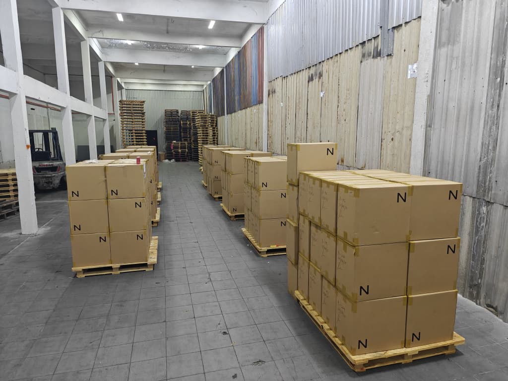 警方起获总值1030万令吉的私烟及财物