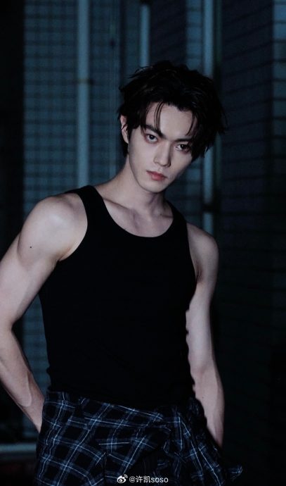 许凯被网红前任控诉家暴 原因竟是“梦见出轨”而动手