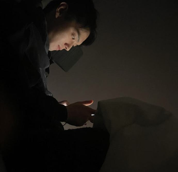 许凯遭前女友锤爆料　因赵晴开房被拍分手