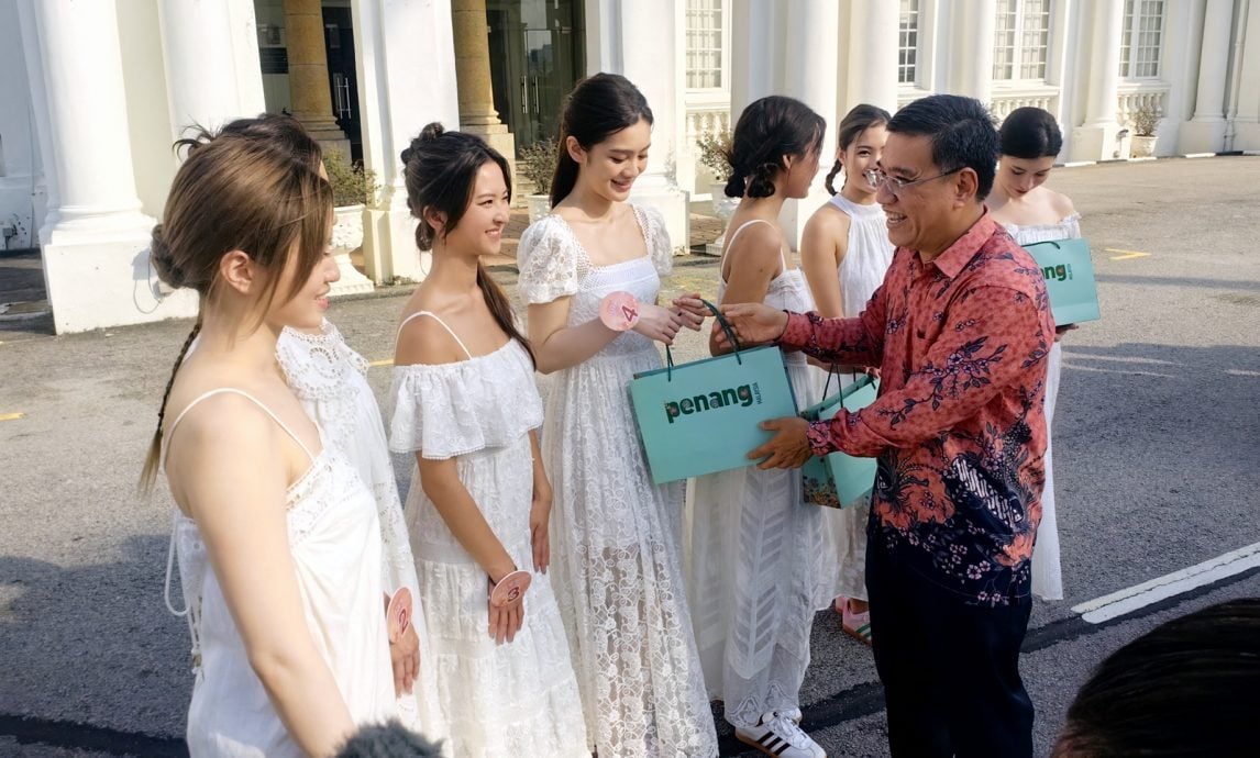 请上网（大北马）香港小姐槟取景 想美食吃透透