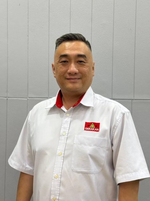 请签发上网//大都会/张健锋抨击团结政府执法双重标准