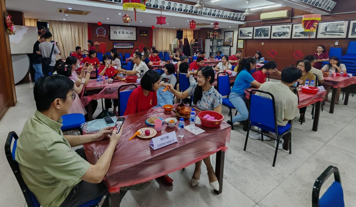 请签发（大北马）15名少年少女“出花园”，正式踏上成年之路。