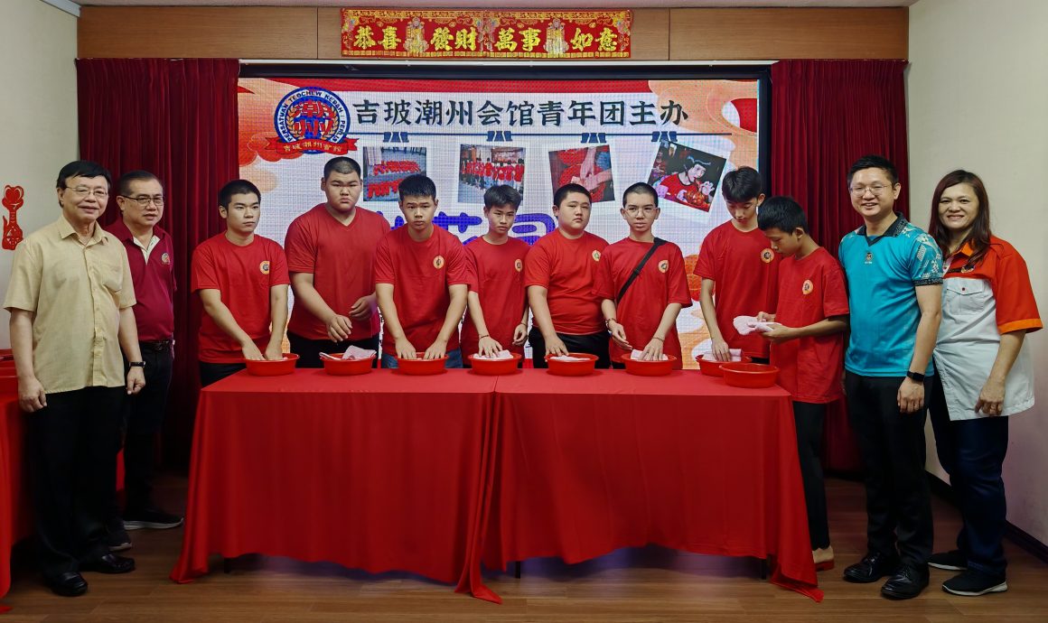 请签发（大北马）15名少年少女“出花园”，正式踏上成年之路。