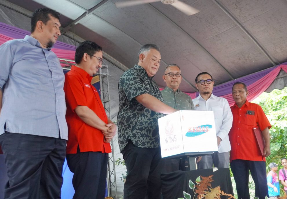 请签发（大北马）出身自巫青团，理解阿克马表现激进，罗扎比尔冀国旗课题早日结束