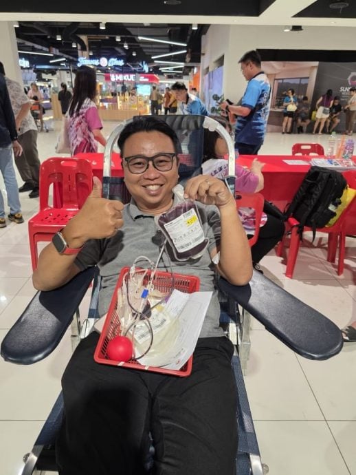 请签发，vip文（大北马）阳光中心商场捐血活动　黄顺祥也参与献热血