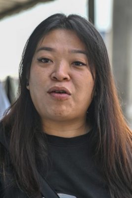 请签发-大都会/野狗成群闯老人院偷食物嘶咬沙发 追咬摩托骑士图攻击小孩 快递员也喊怕怕 不敢接订单送食物上门/多图(选下)
