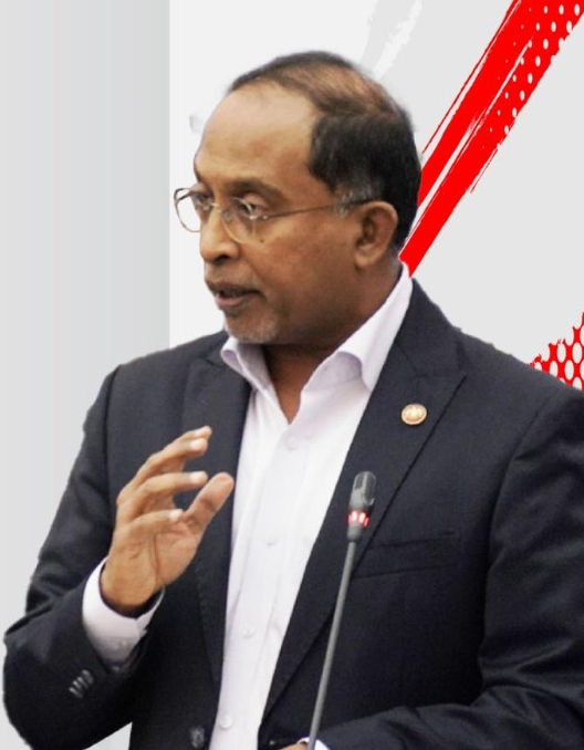 赞比里：外国生录取不影响国内配额 