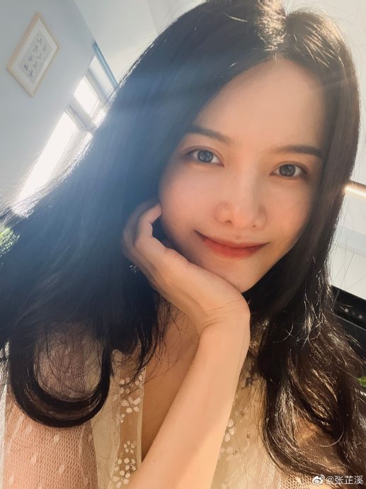 赵露思卷辞演风波 公司被怒呛毁约