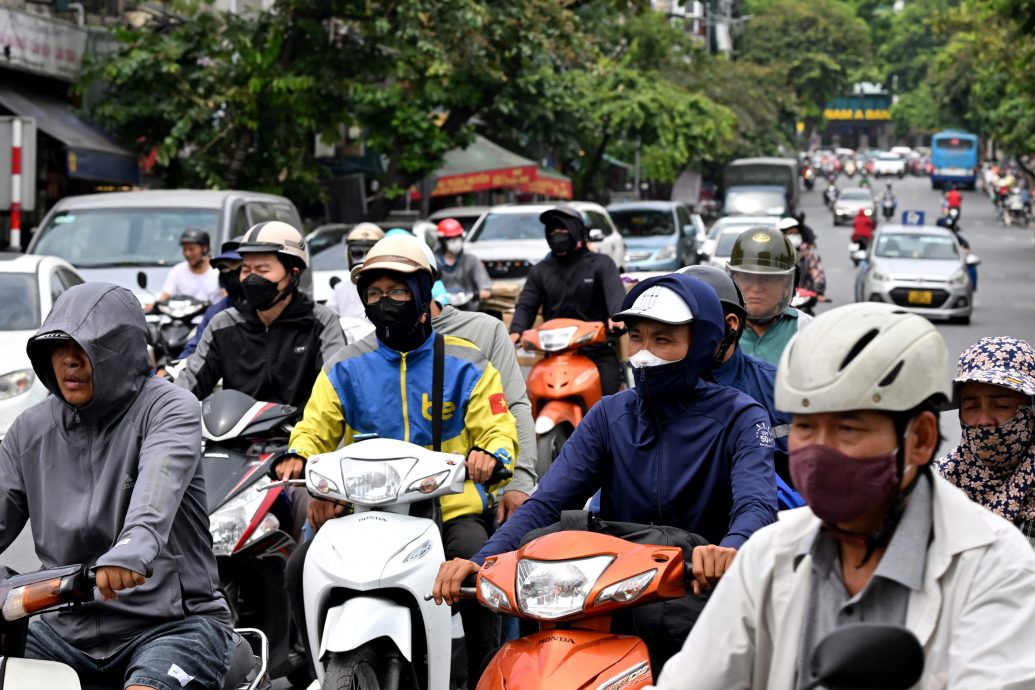 越南北部热浪来袭  7省17地气温创8月新纪录