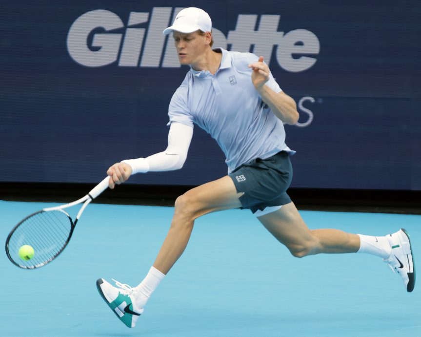 辛辛那提网球赛| 豪取硬地24连胜！  辛纳携手阿卡挺进8强