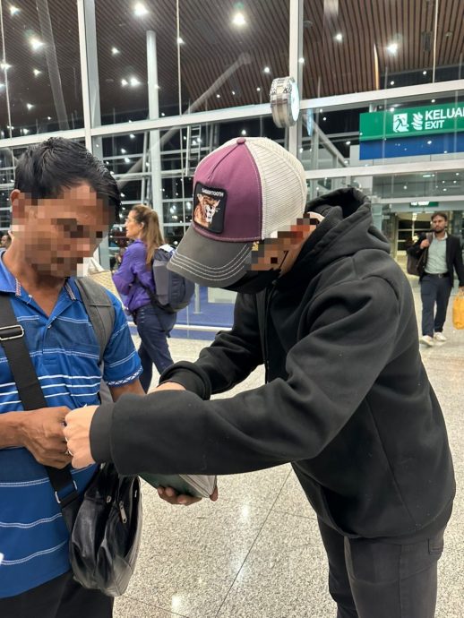 边管机构严打非法入境 严查凌晨航班阻不符条件者入境