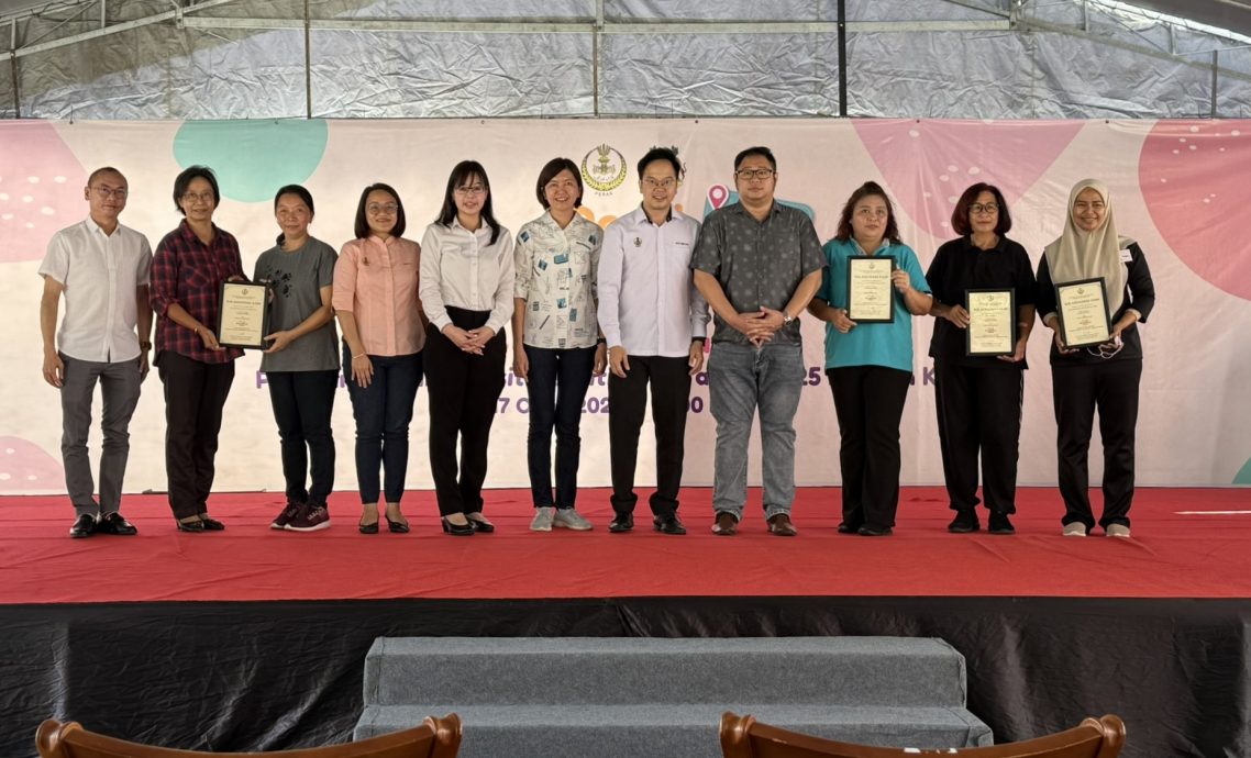 近打县浪爱同行闭幕  122猫203狗绝育