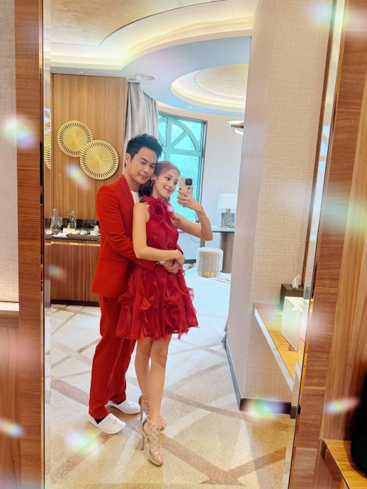 郑嘉颖大马庆56岁生日 陈凯琳甜蜜制造惊喜