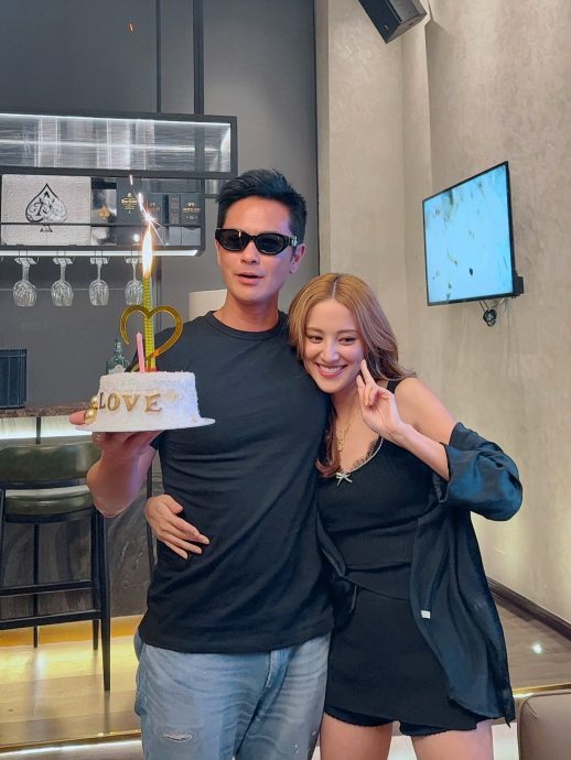 郑嘉颖大马庆56岁生日 陈凯琳甜蜜制造惊喜