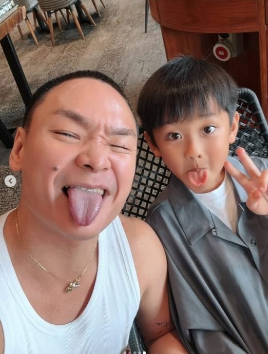 郑嘉颖安排儿子读母校 父子游新加坡竟零合照