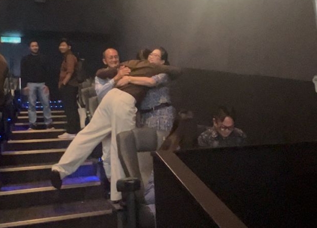 郑金发增重7.5公斤演大叔 陈俐杏看首映哭红双眼