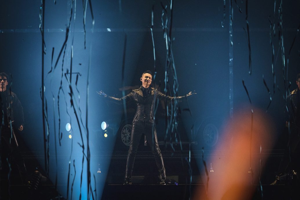 重提2年前台上晕跌认惊吓 张学友自嘲幽默打气惹笑