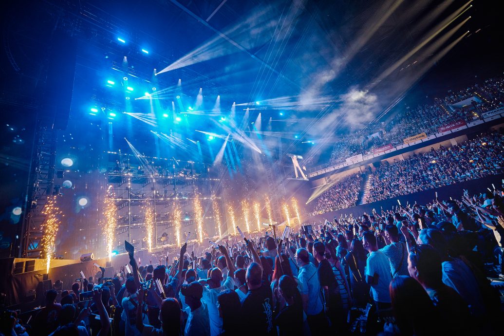 重提2年前台上晕跌认惊吓 张学友自嘲幽默打气惹笑