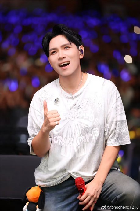 重摔舞台传短暂昏迷 杨宗纬求老妈别看热搜