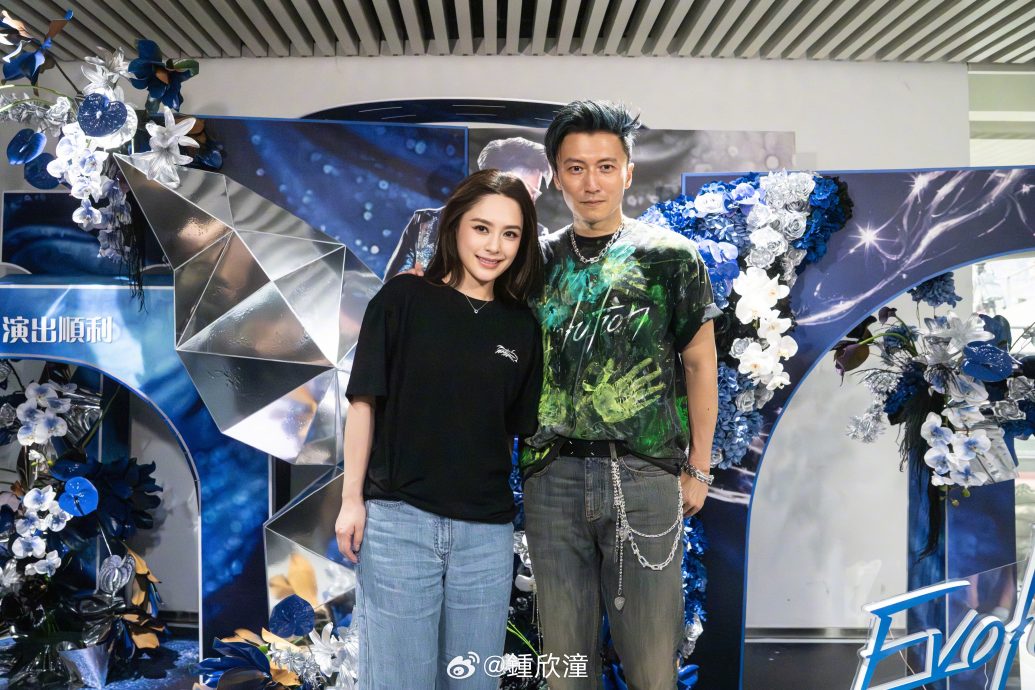 锺欣潼大马乐吃烧鸡翼 对Roti Tisu束手无策