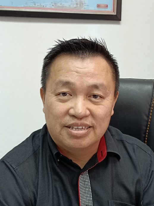 锺绘名接任马口小贩同业商会主席　首要任务筹办中元普度法会