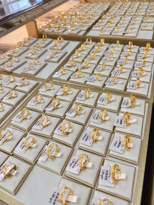 闰月买金添福添寿 金饰销量料看俏