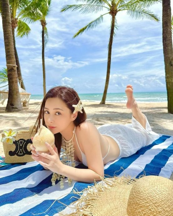 阿娇火辣度假照曝光 网惊呼:美得像AI生成