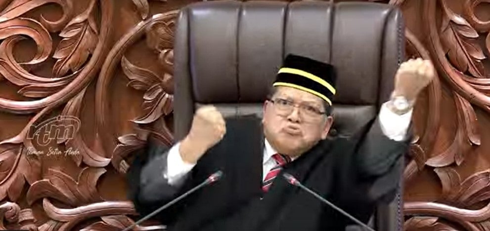 阿旺哈欣国会挑衅单挑引风波 被禁足议会厅10天,即日生效