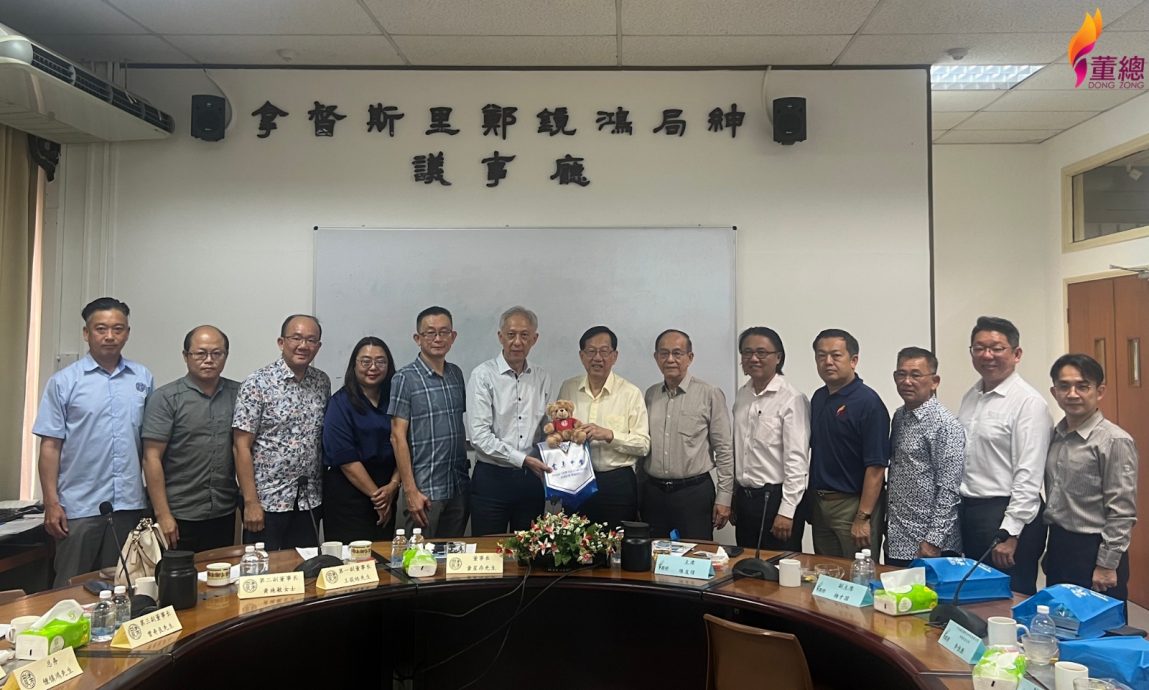 陈友信：不放弃争取承认统考 “探讨地方突破口”