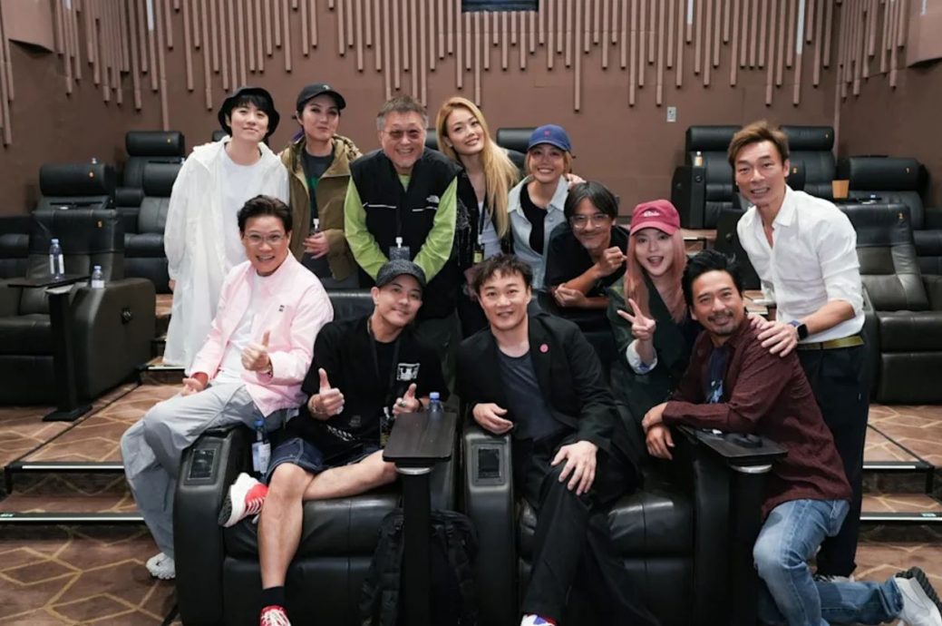 陈奕迅邀星友聚首看纪录片 ​合照阵容网叹港乐黄金时代