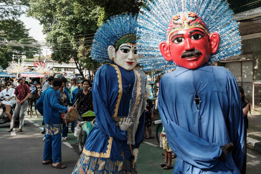 雅加达街头“巨大娃娃”要消失了！
