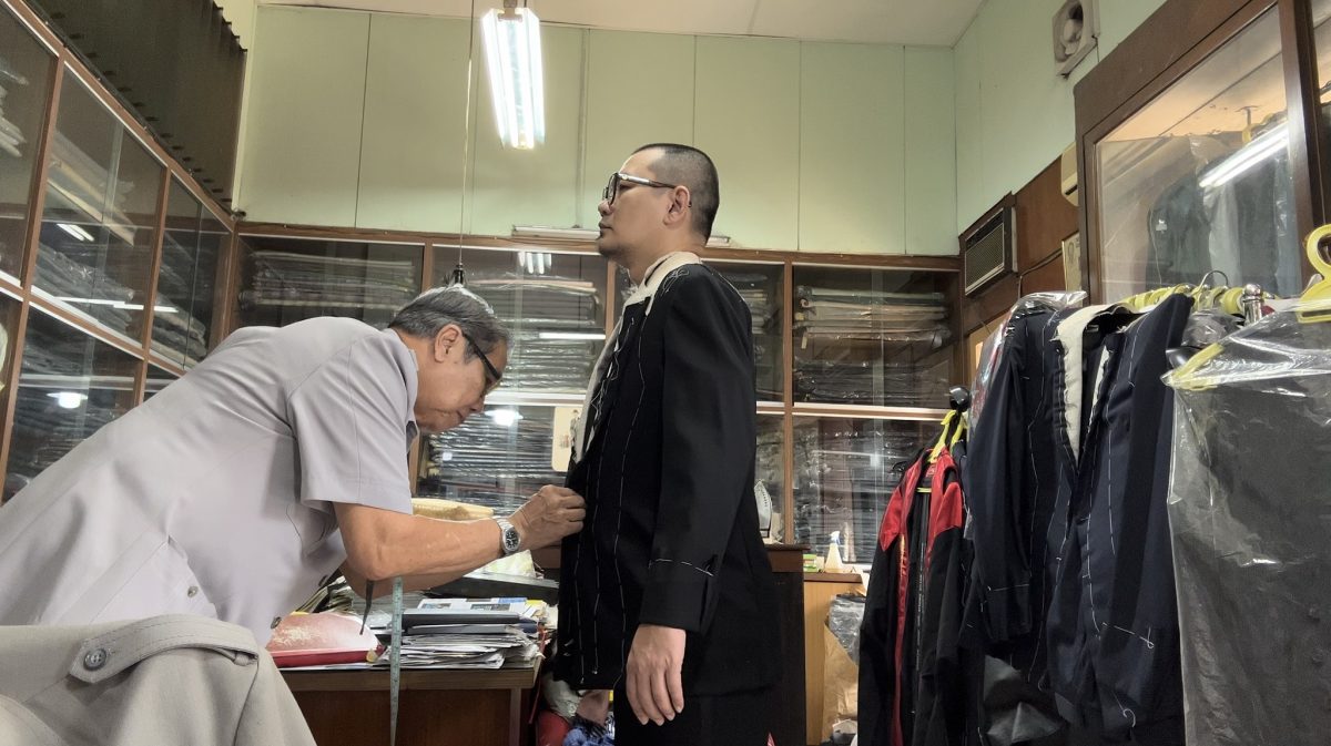 雪议长官袍御用裁缝师逝世 张吉安邓章钦悼邝锦流