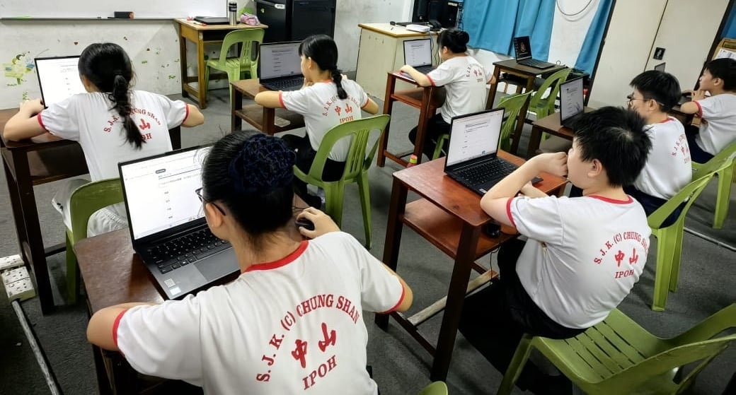 霹/版头/本报小学生时事问答比赛